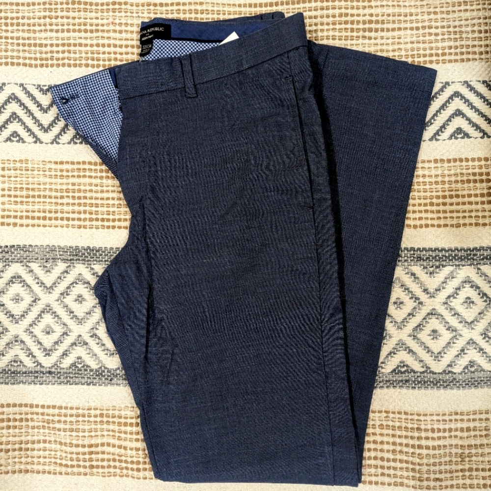 Banana Republic men's navy Aiden pant